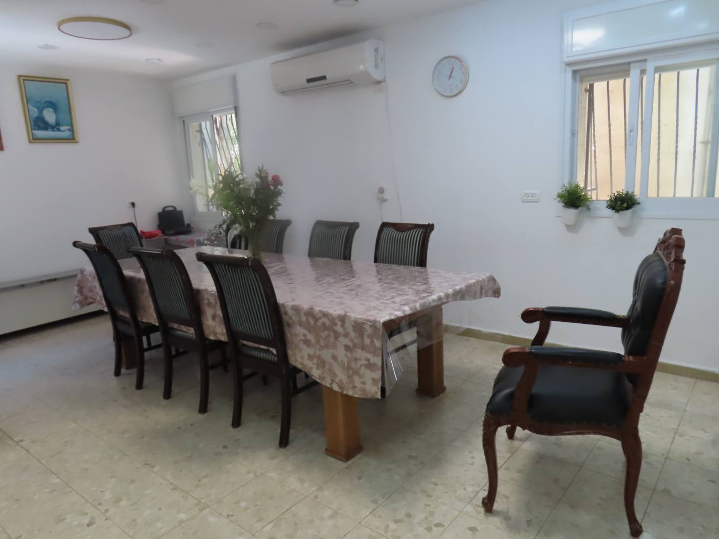 דופלקס 2 קומות באיזור מרכזי מרווחת וממוזגת