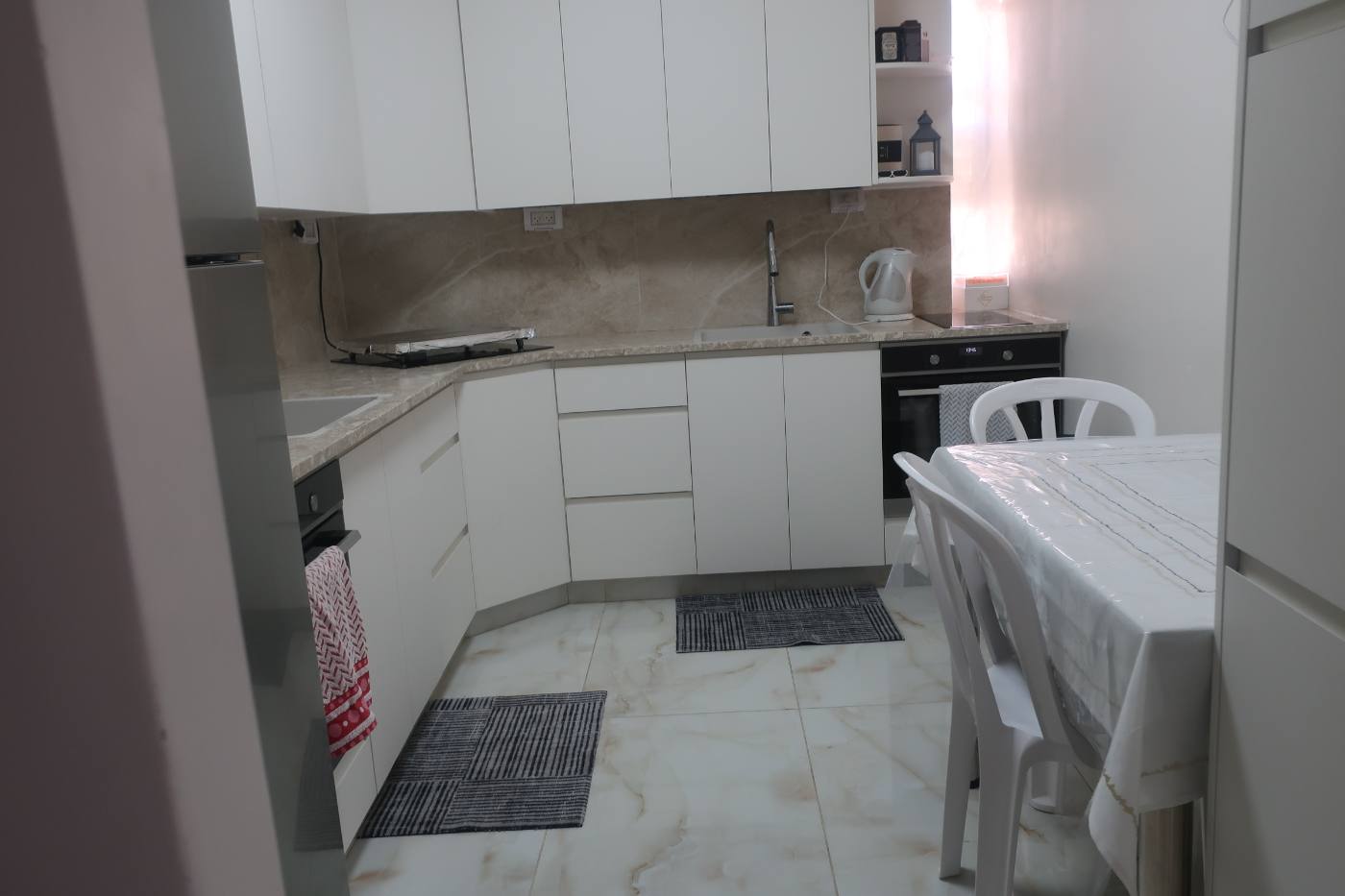 דירה גדולה חדשה עם נוף מפוארת